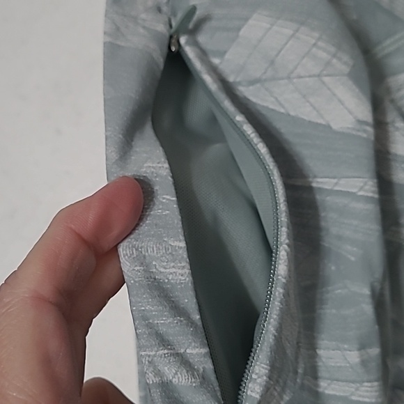 Lululemon Athletica Mint Green Swift Speed High-Rise Shorts W7CCDS Size 4 - Picture 6 of 13